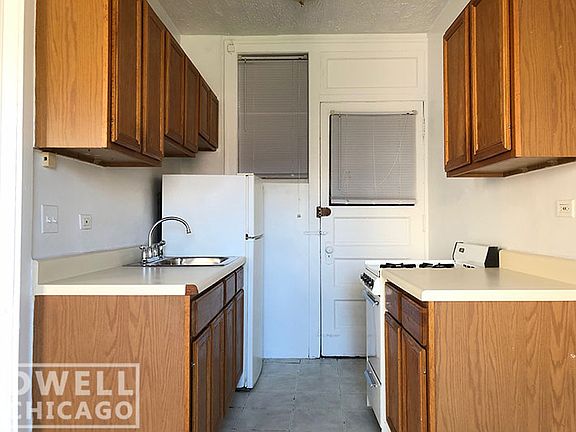 4th image of 6810 N Lakewood Ave #6812-2B