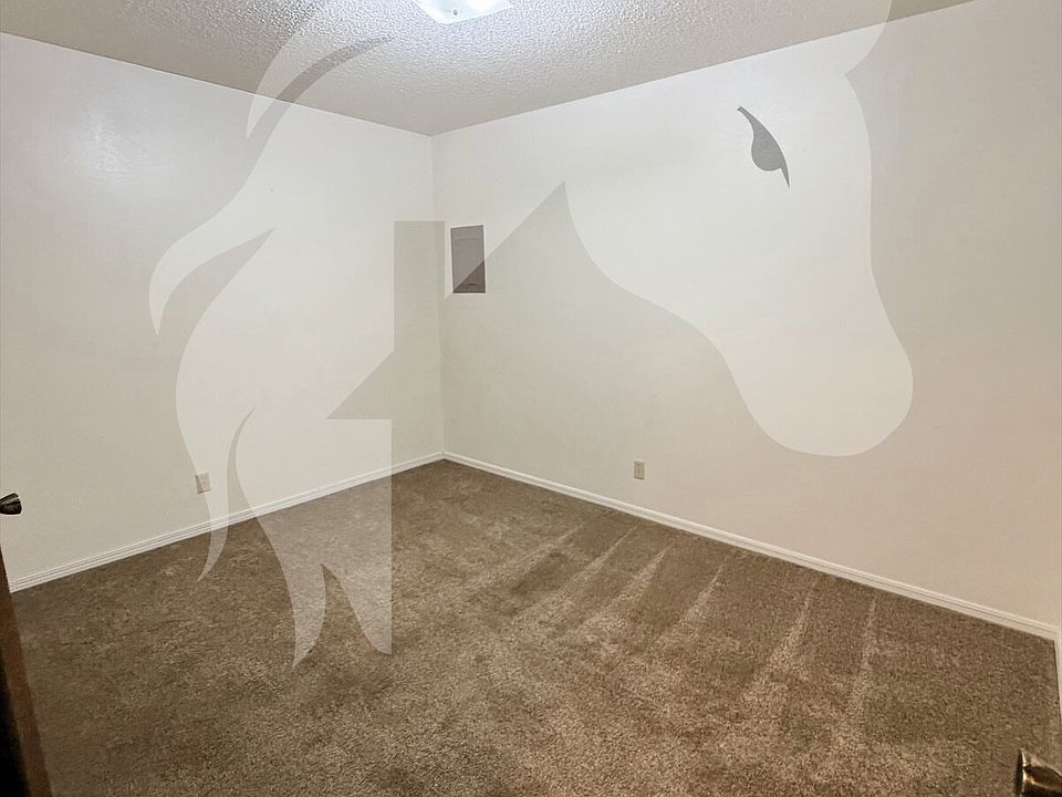 1st image of 2426 Webster Ave #7