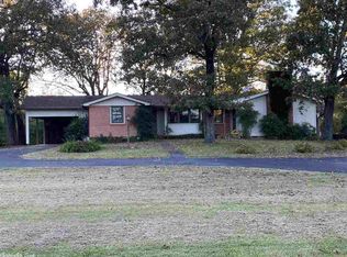 443 Luzerne St, Mount Ida, AR 71957