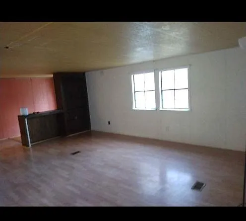 4563 Cherokee Dr — Photo 4