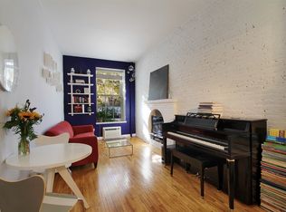 333 W 21st St, New York, NY 10011