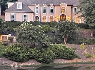 1533 Boxthorne Ln, Winston Salem, NC 27106