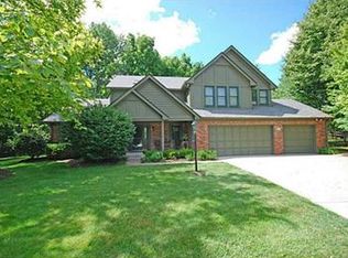 214 Berkshire Ln, Noblesville, IN 46062