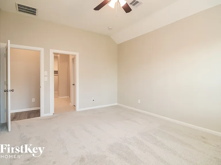 142 Scarlet Maple Ct — Photo 8