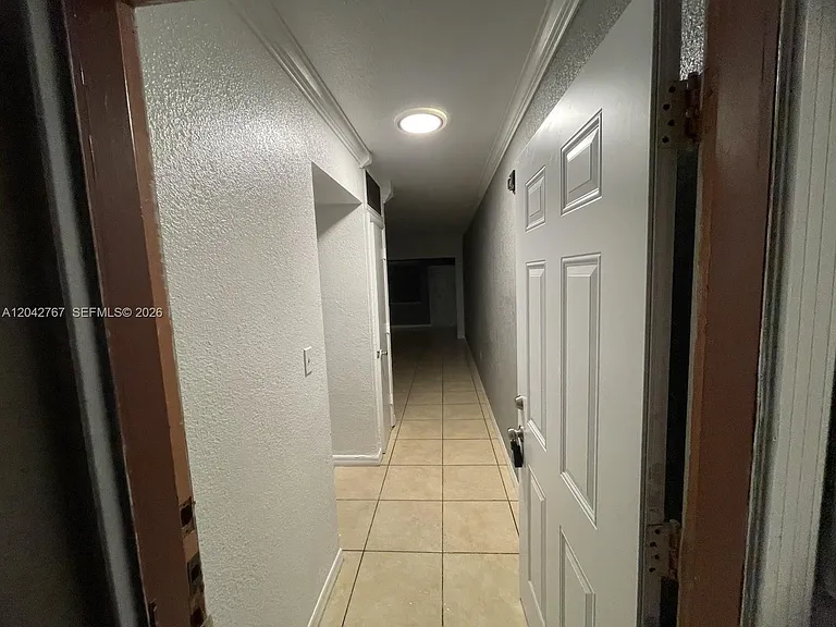 20490 NW 7th Ave #5 — Photo 5