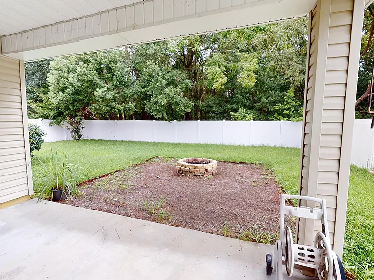 15707 Lexington Park Blvd — Photo 40
