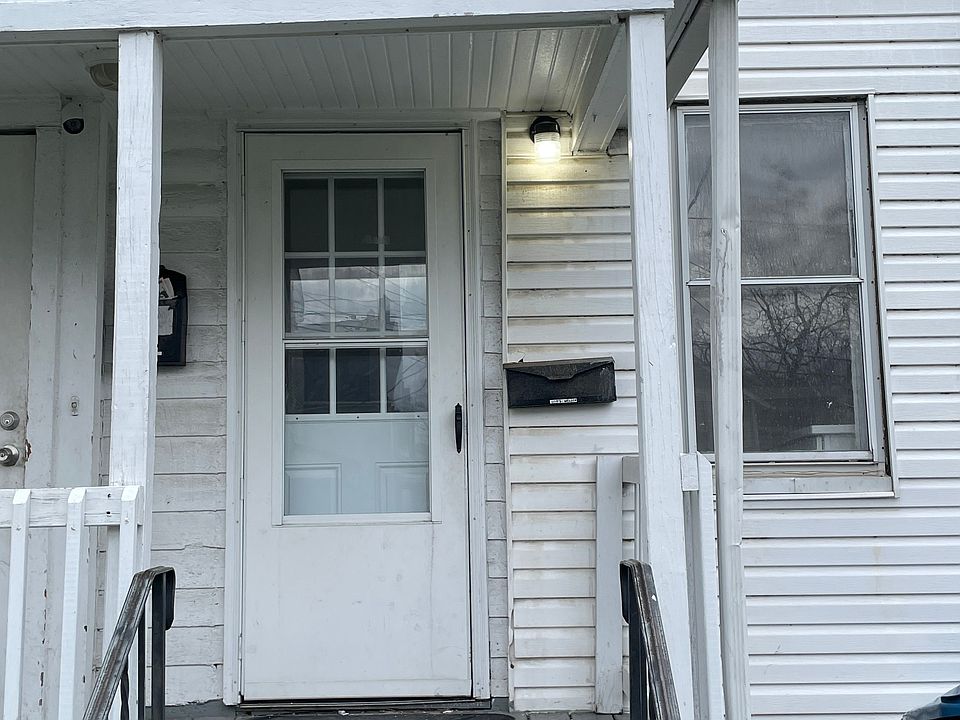 1st image of 1053 Washington Ave #2