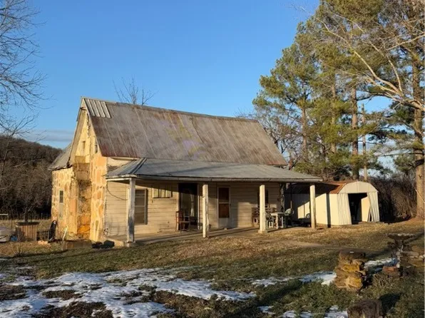 52 County Road 999, Huntsville, AR 72740