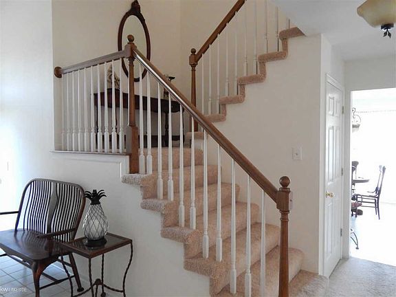 4th image of 43766 Perignon Dr