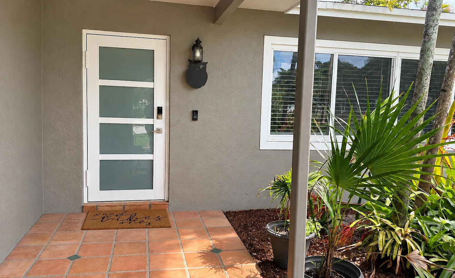 3 bed, 2.0 bath, 1628 sqft, $4,250 — Photo 4