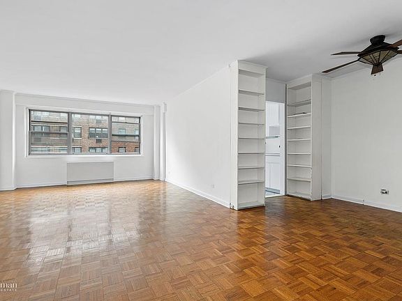 4th image of 70 E 10th St APT 9P