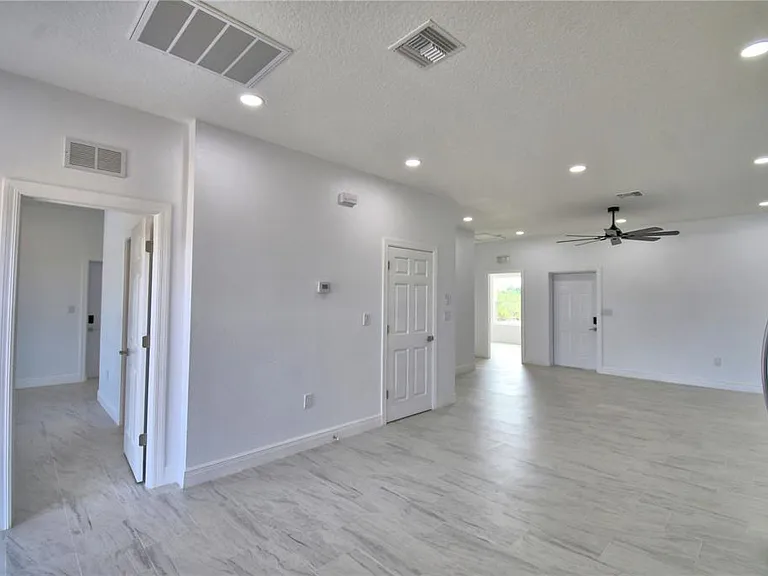 7951 Sarasota Dr #A — Photo 10