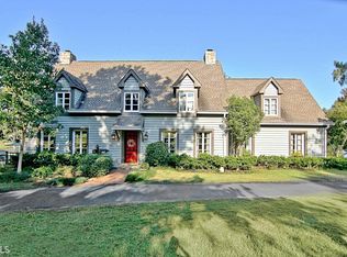 2275 Castle Lake Dr, Tyrone, GA 30290