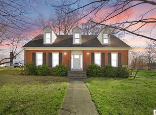 207 College St, Horse Cave, KY 42749