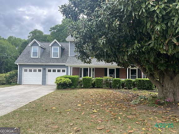 2nd image of 716 Wilkes Dr