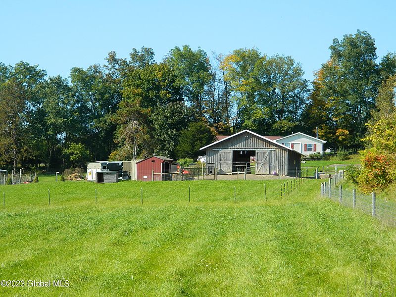 4th image of 367 COUNTY ROUTE 403