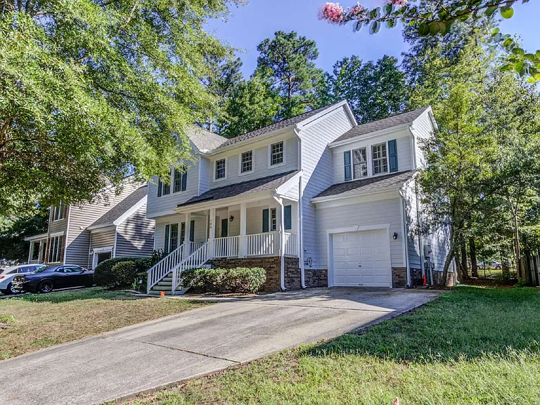 103 Unaka Ct — Photo 1