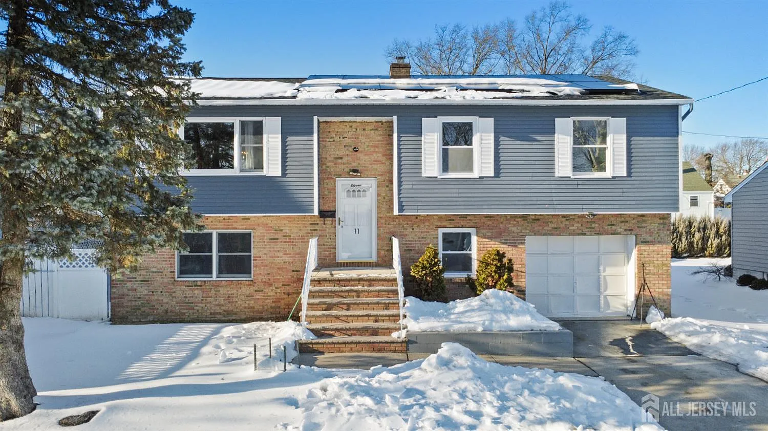 11 Michael Ave photo 1