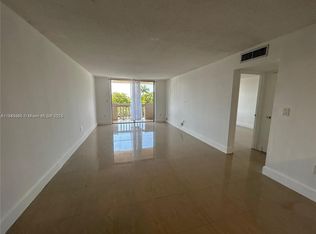 1800 Sans Souci Blvd APT 431, North Miami, FL 33181