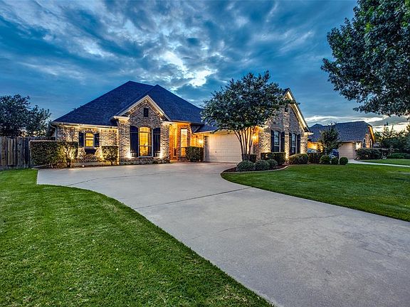 2nd image of 3011 Rocky Creek Dr