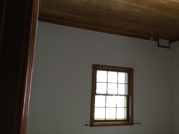 5th image of 232 Westview Ave