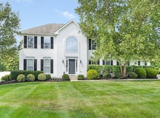 135 Evergreen Pl, Flemington, NJ 08822
