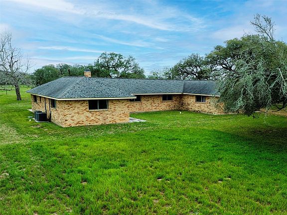 3rd image of 341 County Road 233