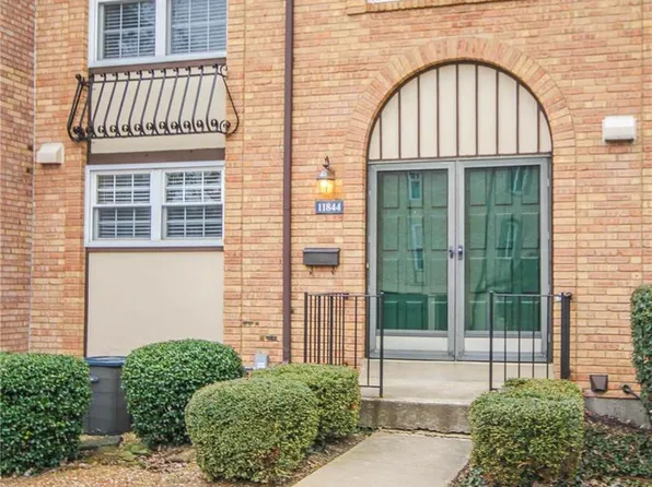 11844 Cresta Verde Dr, Saint Louis, MO 63146