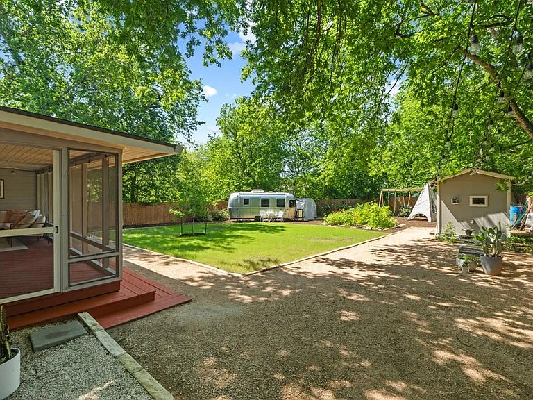 3207 Carol Ann Dr — Photo 26
