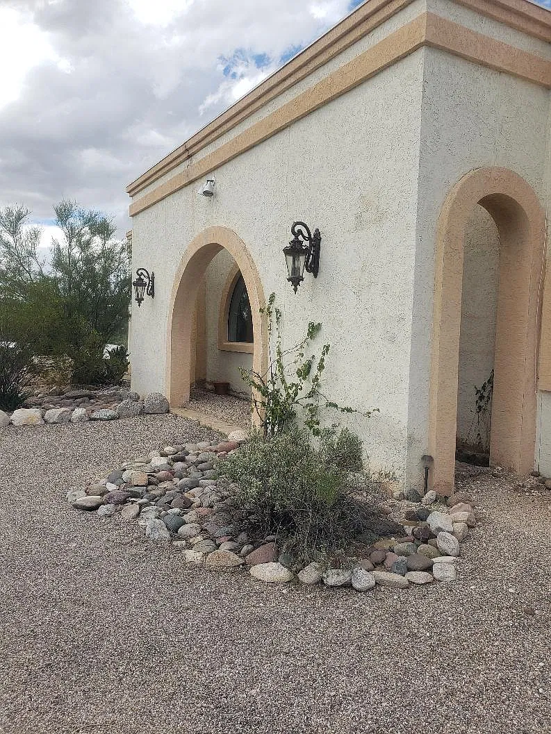 3 bed, 2012 sqft, $3,950 — Photo 3
