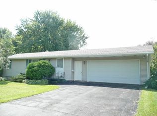 1720 Waushara Dr, Marshfield, WI 54449
