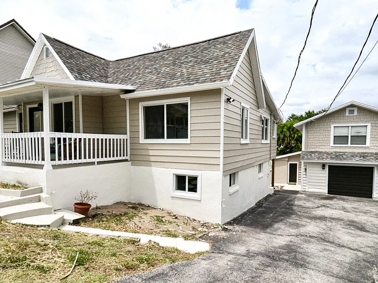 44 Barton Ave #2 — Photo 3