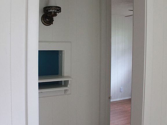 3rd image of 4505 Martha Ln