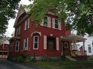 62 N Adams St, Manchester, NH 03104
