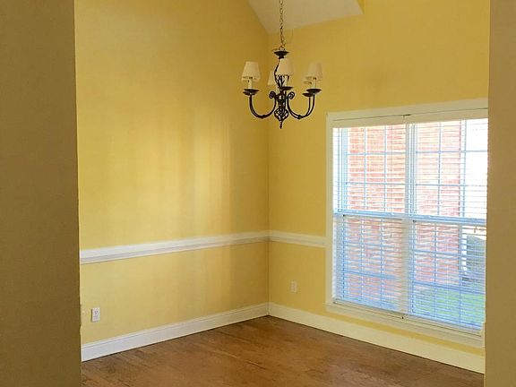 dining room (or office)