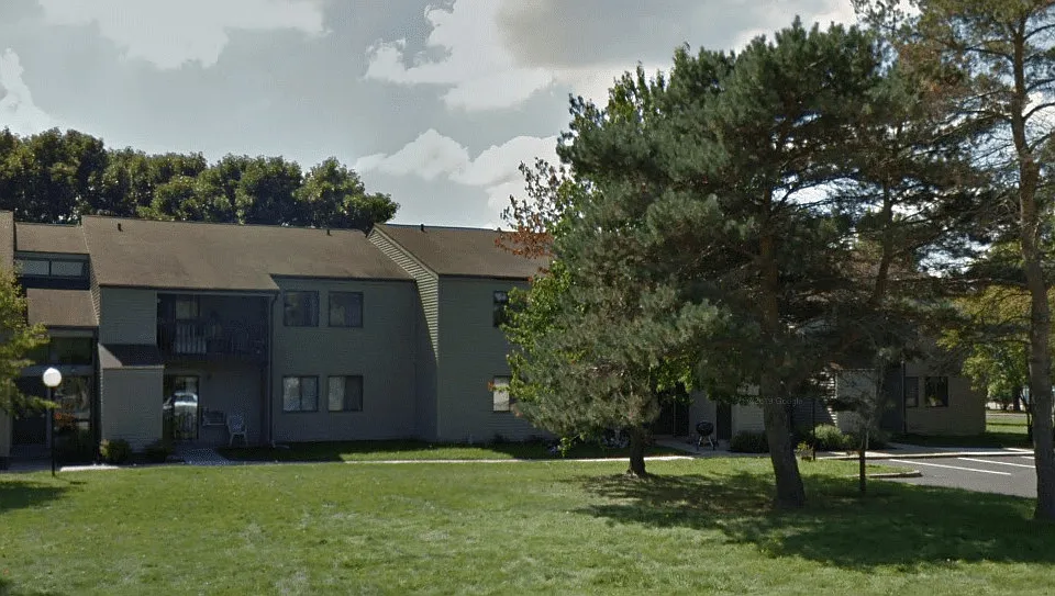 3720 La Mancha Dr