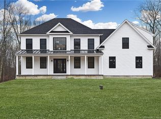 282 Usher Swamp Rd, Colchester, CT 06415