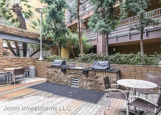 4th image of 629 Traction Ave APT 403