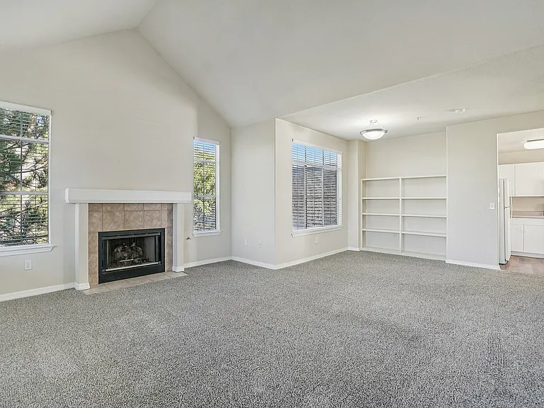 Third Floor Essex Dining/Living Room