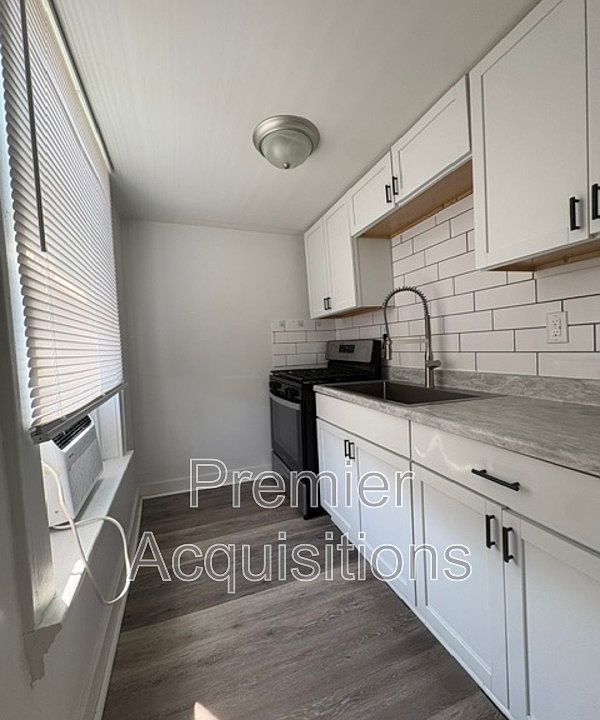 1st image of 702 Biltmore Blvd #4