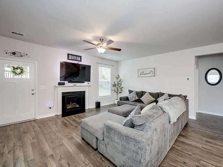 6383 Whirlaway Rd — Photo 10