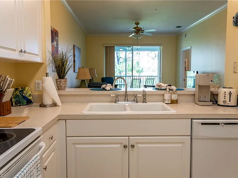3950 Loblolly Bay Dr #3-402 — Photo 21