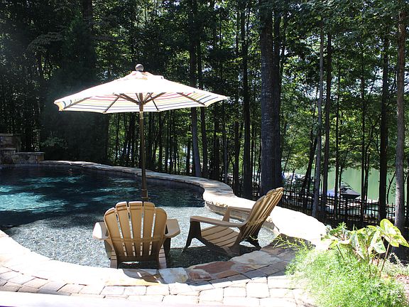 4th image of 516 Stonewater Bay Ln