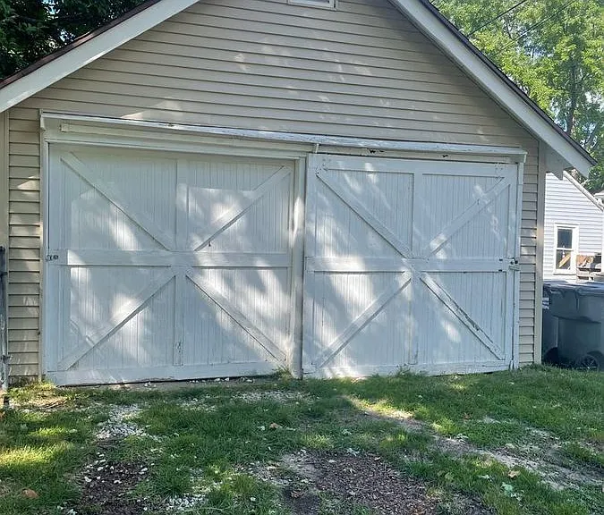 923 Court St #LOWER — Photo 3