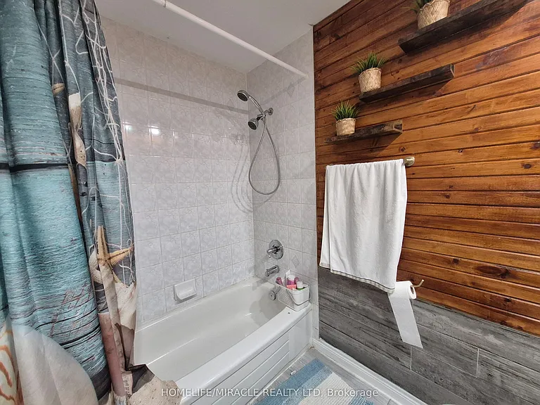 2237 Prescott Pl — Photo 31