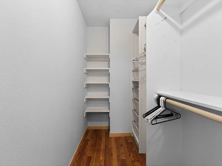 1401 Zion Way — Photo 27
