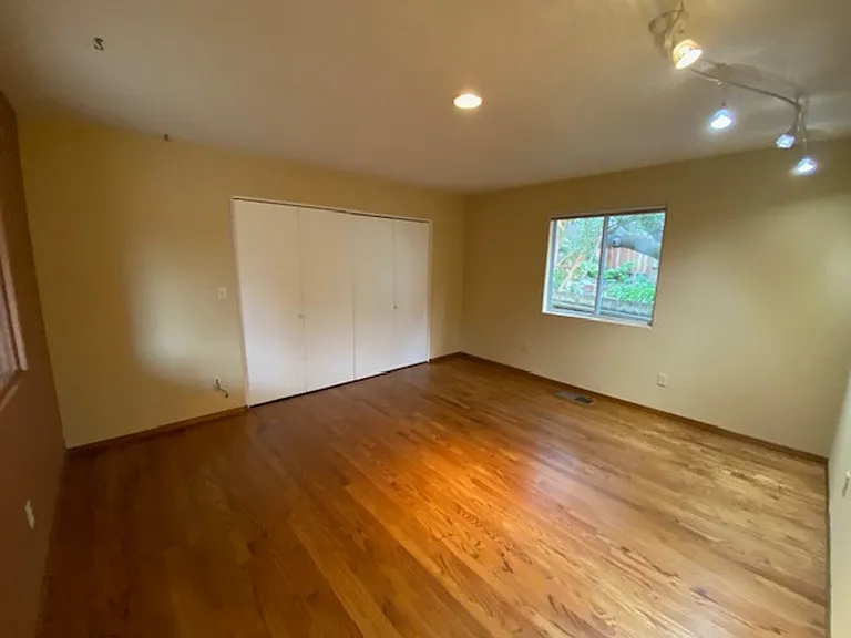 835 Seventeen Mile Dr — Photo 26