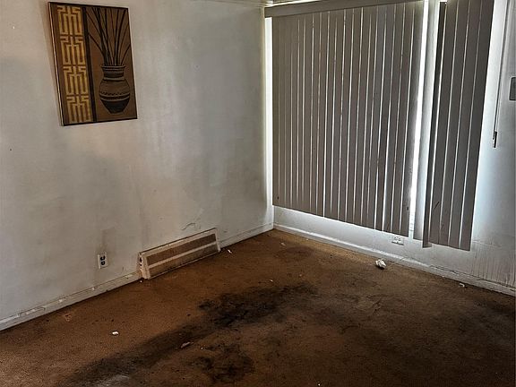 5th image of 2723 S Liddesdale St