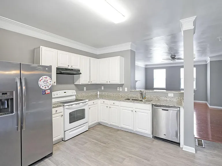 2217 Landing Walk Dr — Photo 9