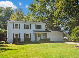 1590 Amboy Dr, Hudson, OH 44236